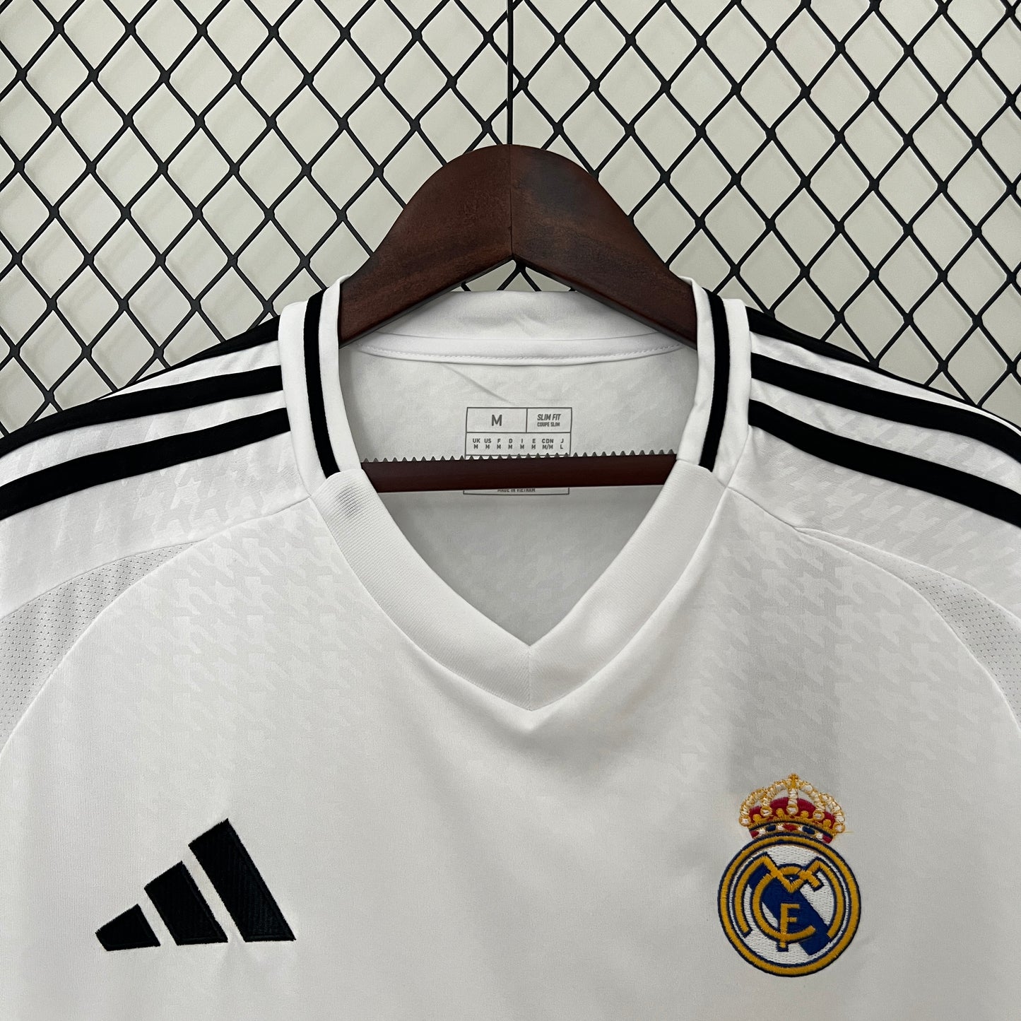 Camisola Principal Real Madrid 24/25