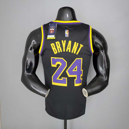 Los Angeles Lakers "BRYANT 24"