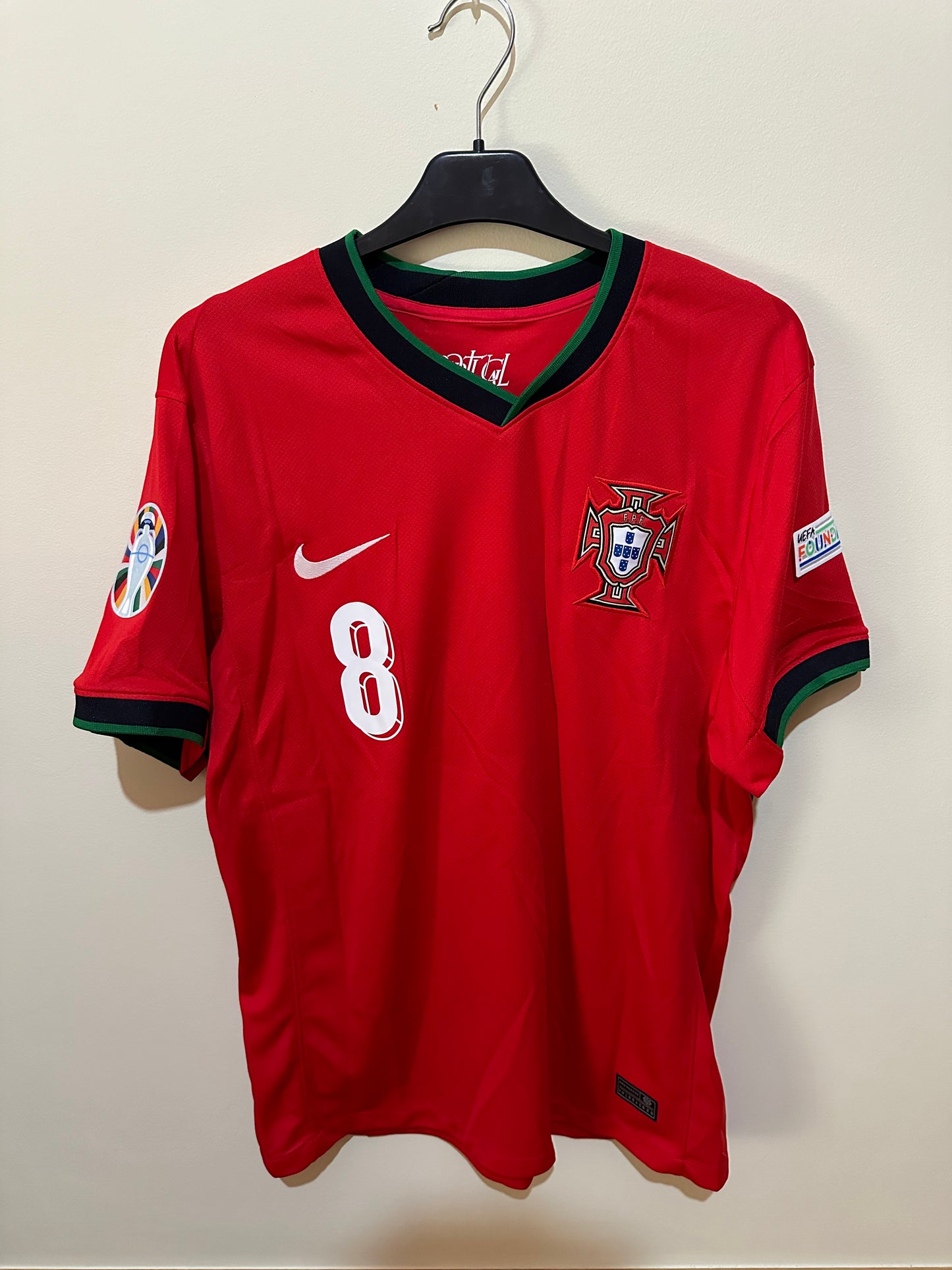 Camisola Principal Portugal Euro 2024 B.FERNANDES 8