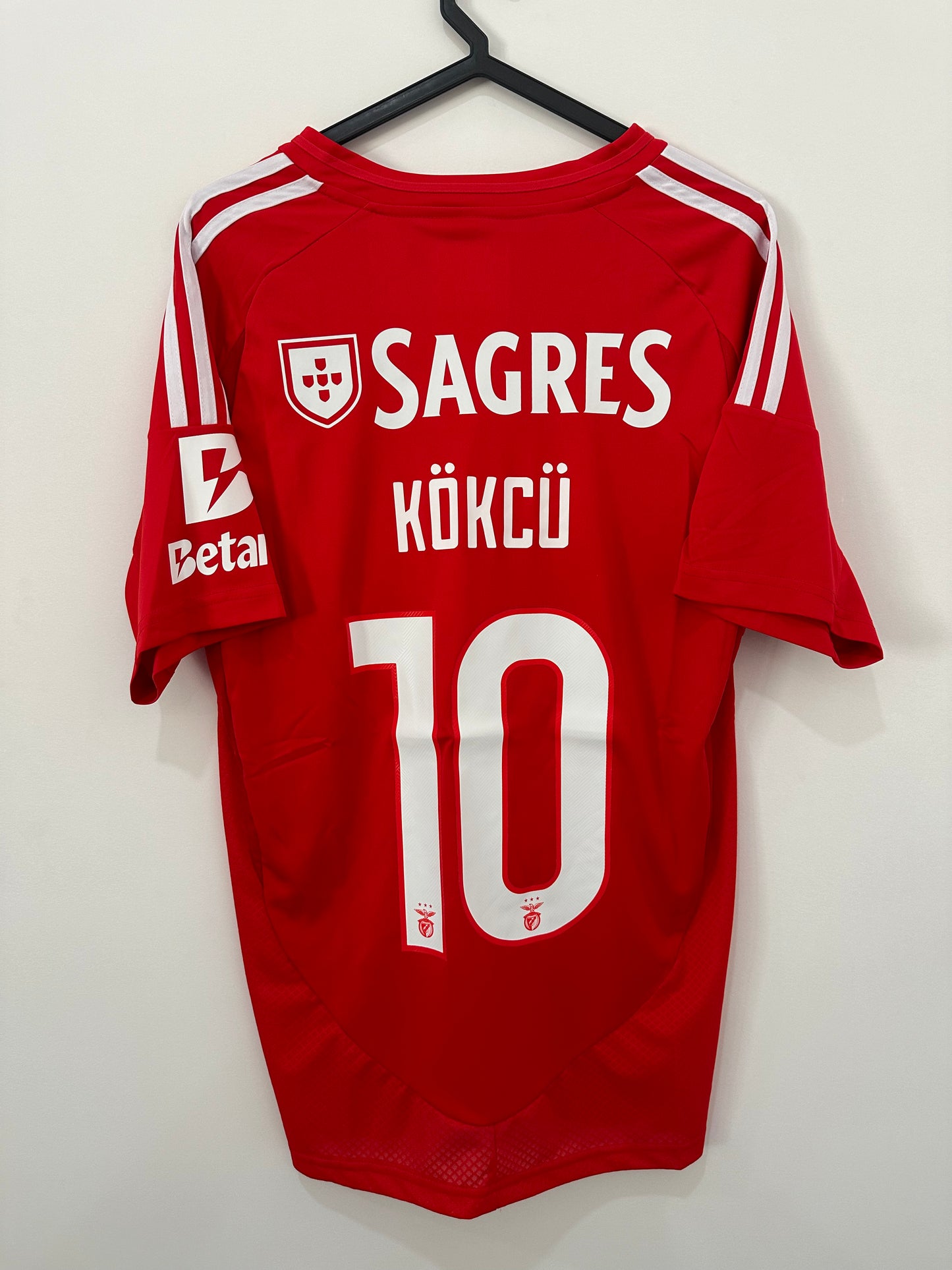 Camisola Principal SL Benfica 24/25 KÖKCÜ